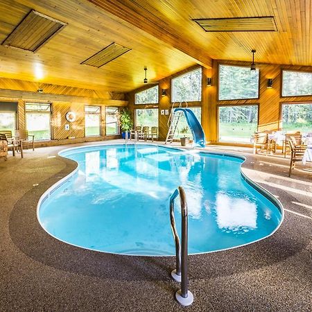 Rustlers Lodge Sundre Eksteriør billede