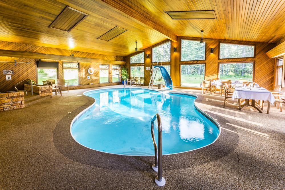 Rustlers Lodge Sundre Eksteriør billede
